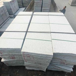 阜新芝麻白毛板，石材毛板