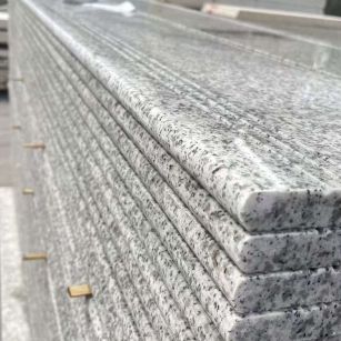 阜新芝麻白楼梯踏步 花岗岩楼梯板材