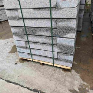 阜新芙蓉白路牙石，马路牙子