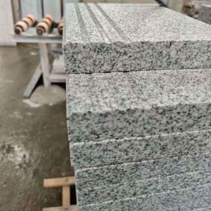 阜新芝麻白楼梯踏步