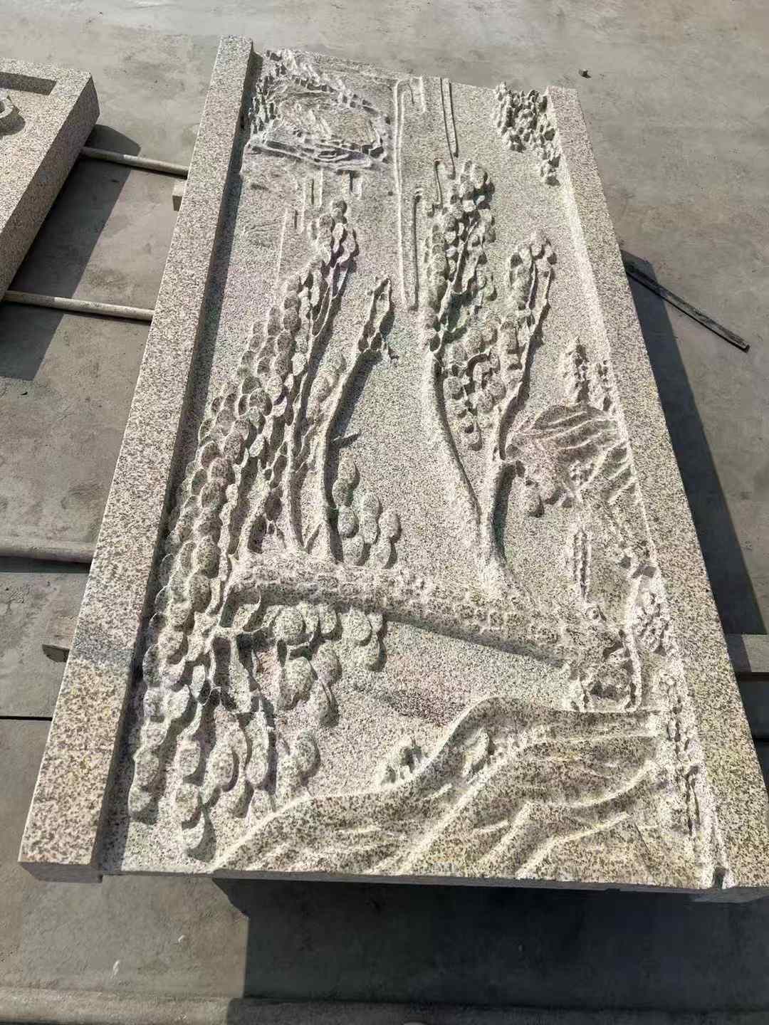 阜新黄金麻别墅雕刻版 别墅私人定制