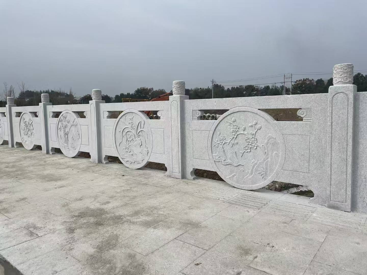 阜新芝麻白河道栏杆 石材栏杆
