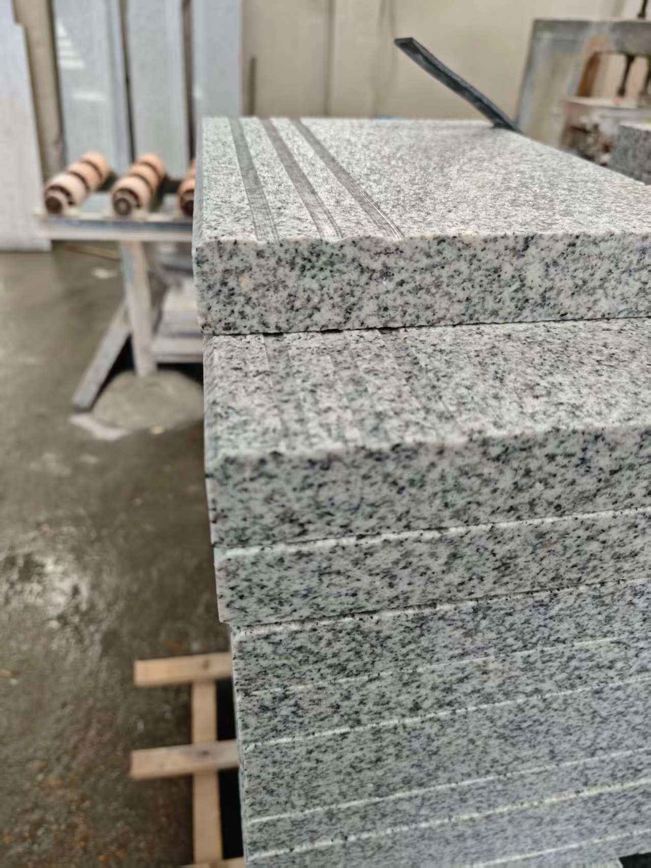 阜新芝麻白楼梯踏步